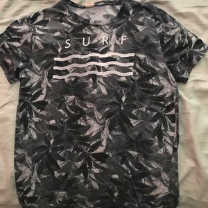 Hollister Graphic T-shirt